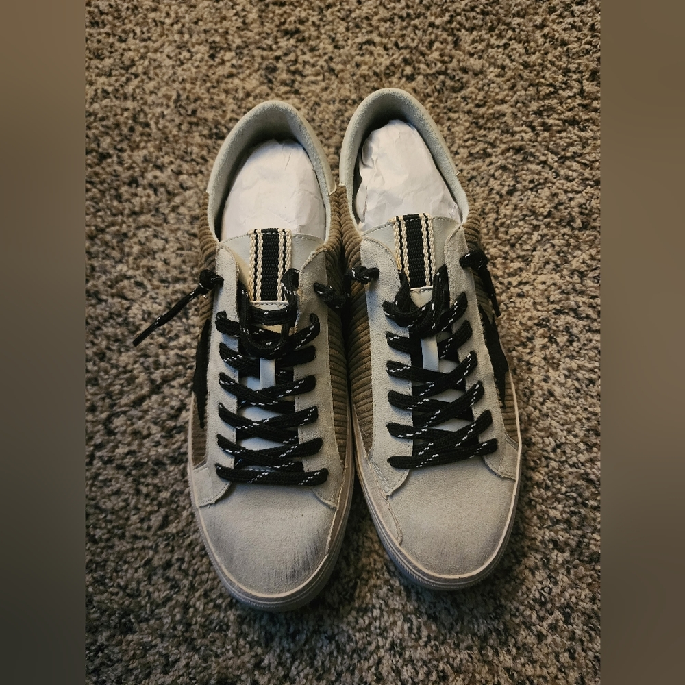 Shu shop brand new never worn size 9